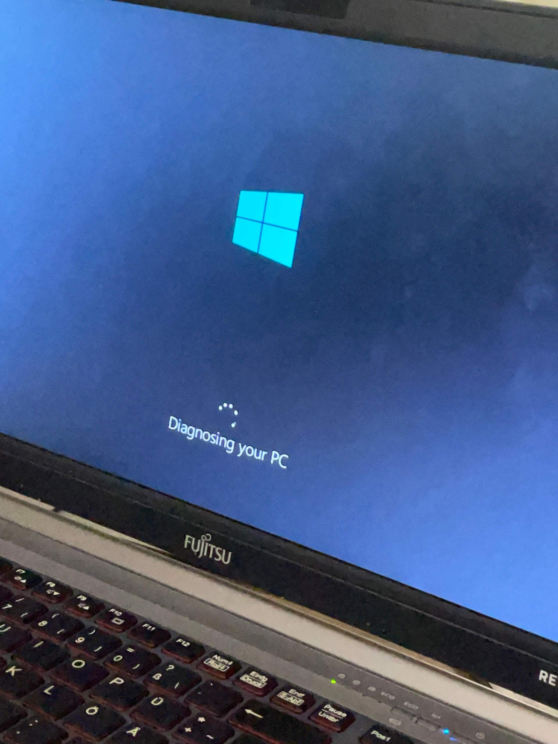 Laptop geht nicht mehr an, was tun? (PC, Samsung, Microsoft)