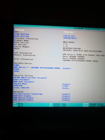 - (Computer, Technik, Technologie)