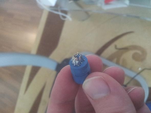 Laufband-Kabel gerissen. Kann man es reparieren?