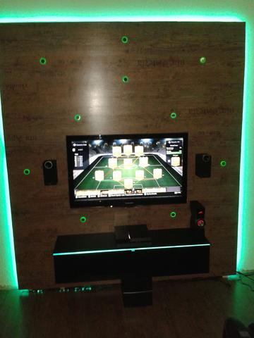 Bild 1 - (TV, Elektronik, LED)