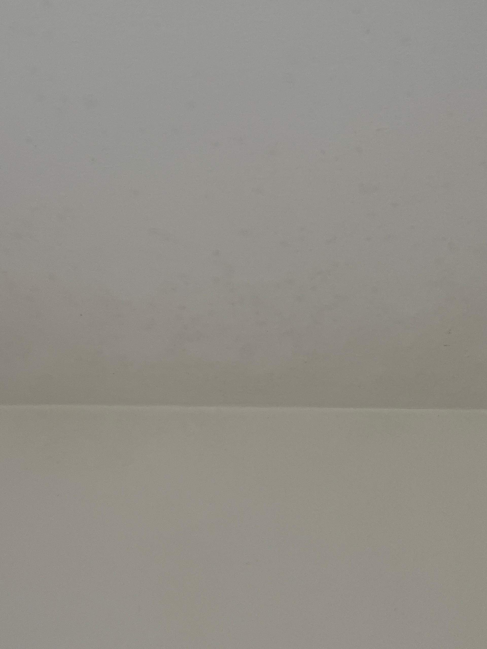Graue Flecken An Der Wand