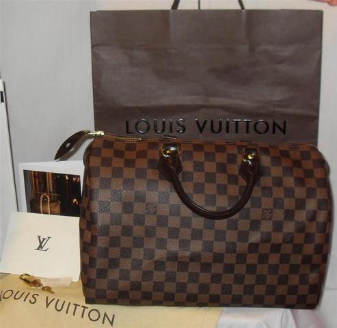 Leute die Louis Vuitton gut kennen oder die Tasche besitzen! Fake oder echt?