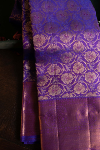 Leute, ich habe diese sarees im Onlineshop gesehen?