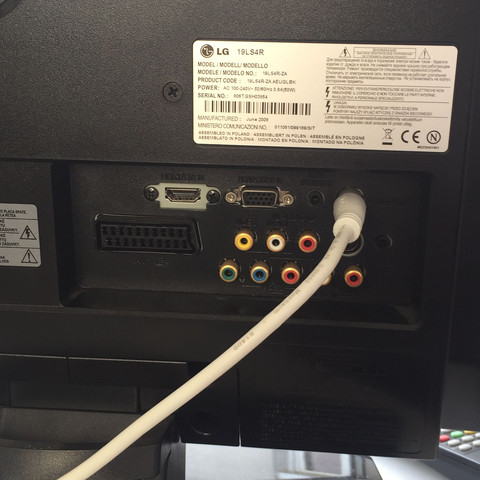 LG 19LS4R funktioniert nicht? (Computer, Technik, Technologie)