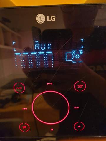 LG FA162 Micro-Hifi-System AUX Anschluss?