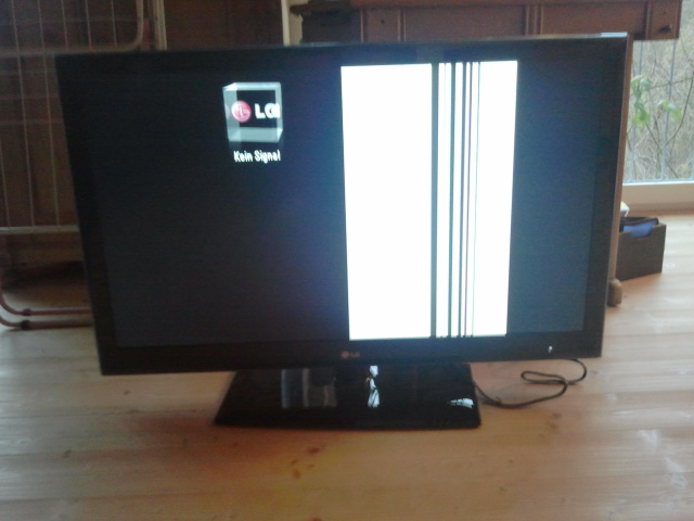 Lg Fernseher Streifen Im Bild Reparieren Lg fernseher Streifen im Bild (Technik, Fernsehen)