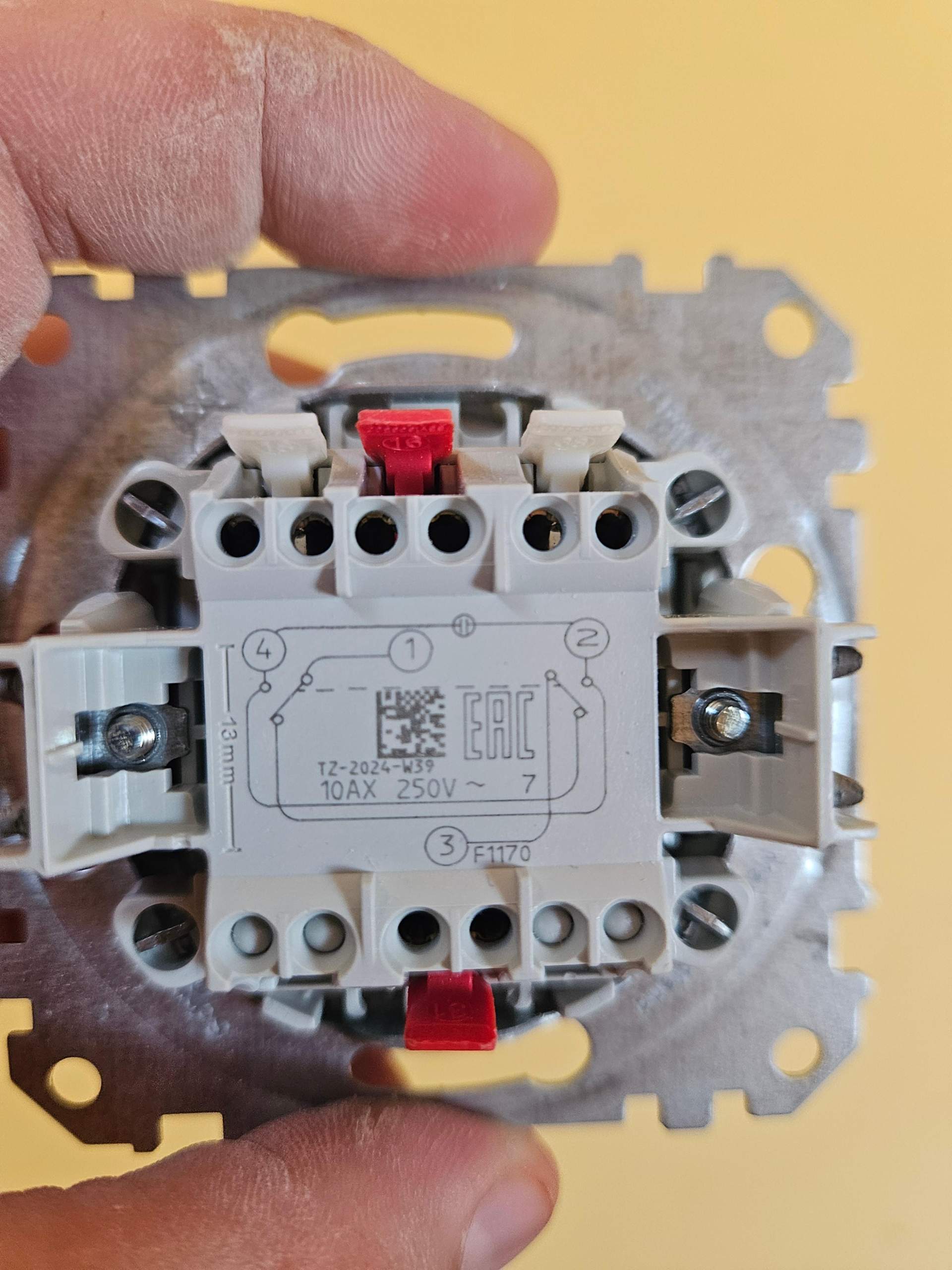 Lichtschalter anschließen mit Schaltplan. Wie lese ich den Plan richtig