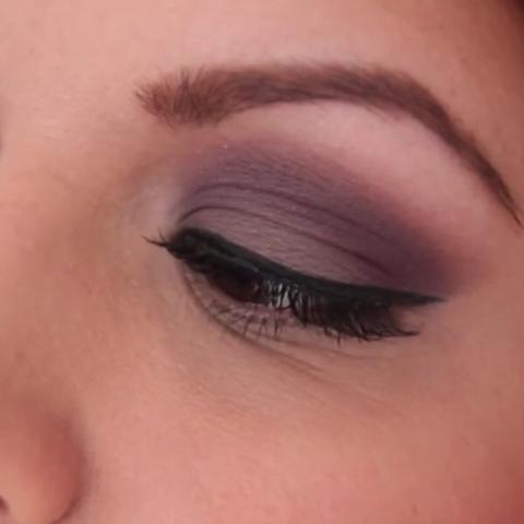 Lidschatten Lippenstift In Lila An Alle Beautyliebhaber Beauty Make Up