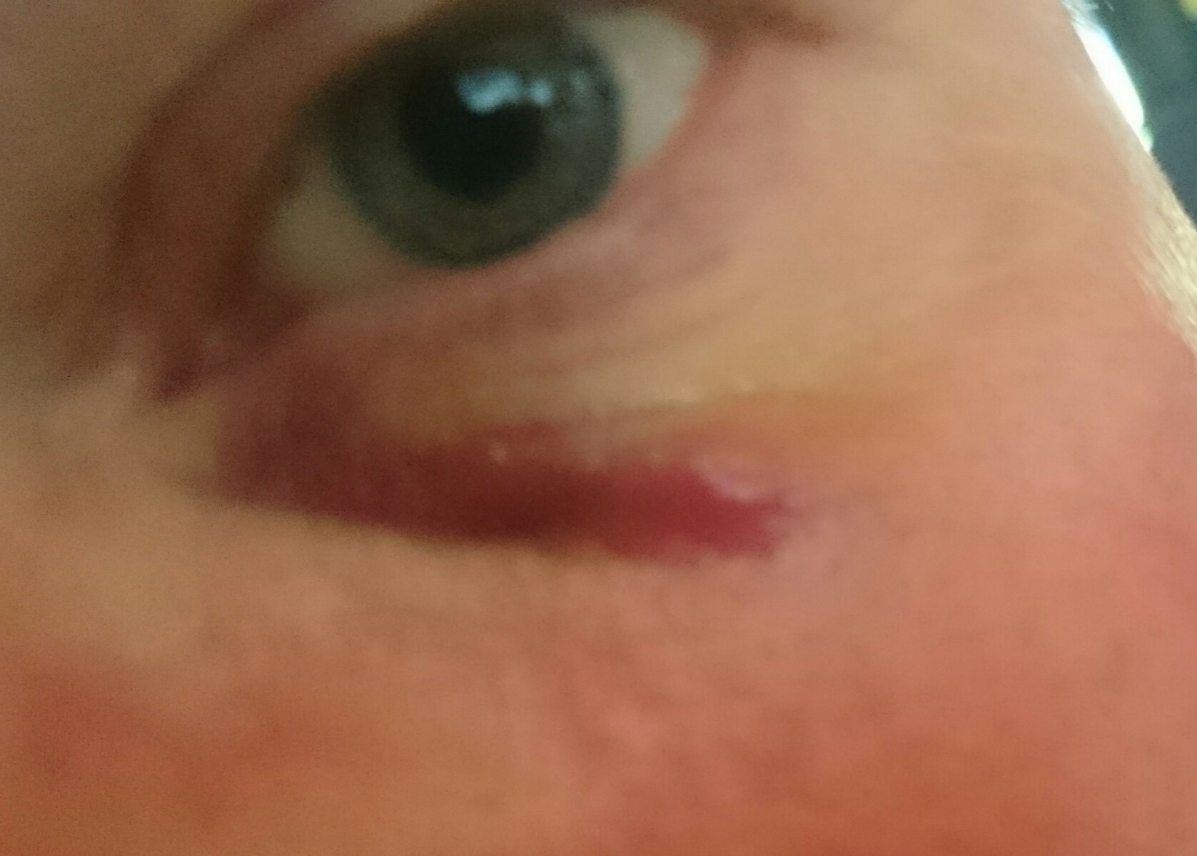 Kyst das Hindi die Maske für die Person