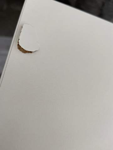 Loch in Ikea Tischplatte ausfüllen? (Möbel, reparieren Loch in Ikea Tischplatte ausfüllen? (Möbel, reparieren