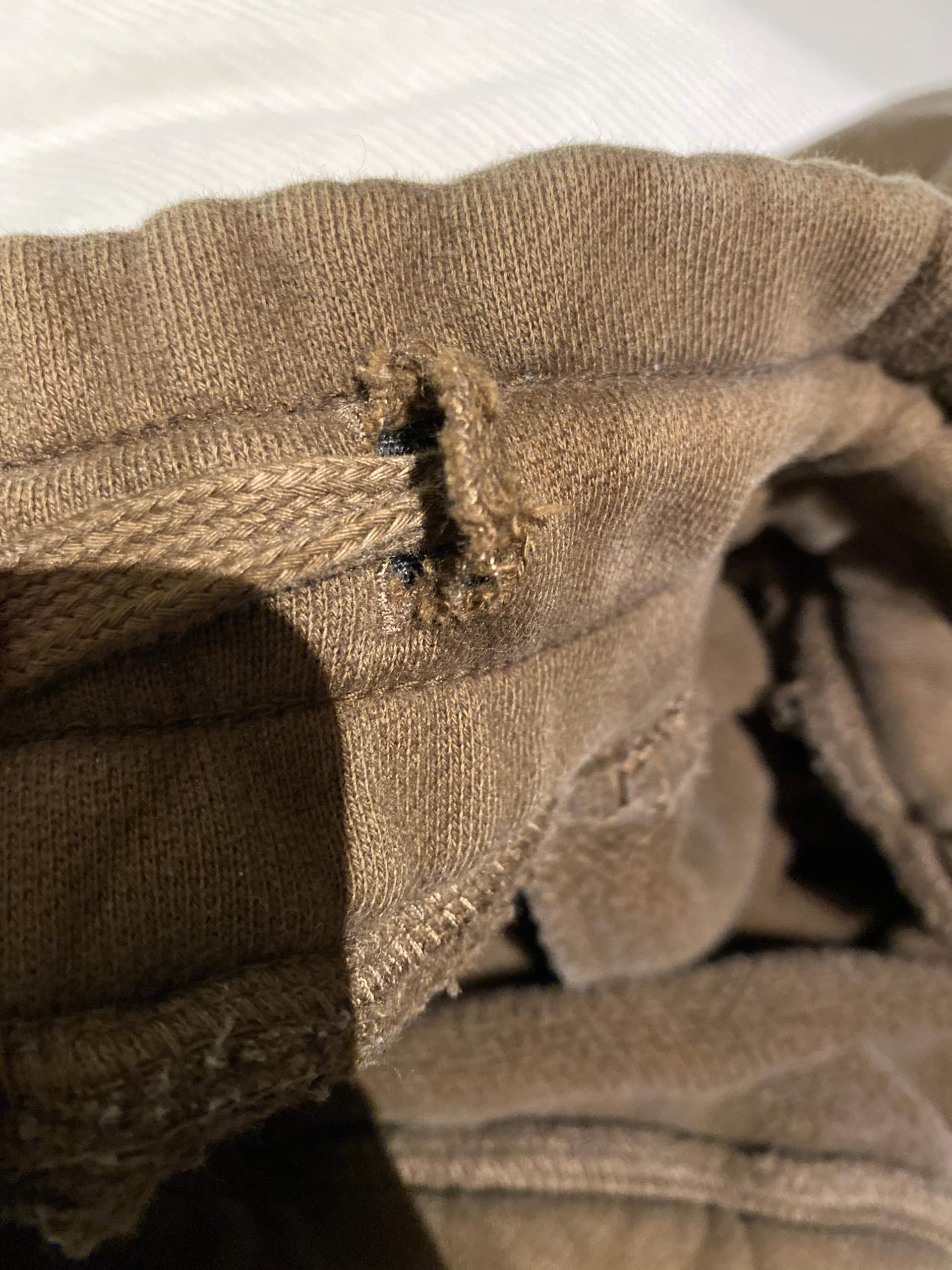 Loch in Hose? (Kleidung, Mode, nähen)