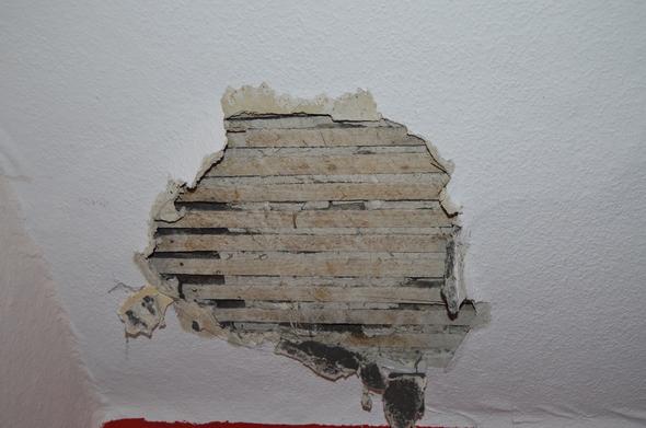 Loch In Wand Dachschrage Verschliessen Handwerker Dach