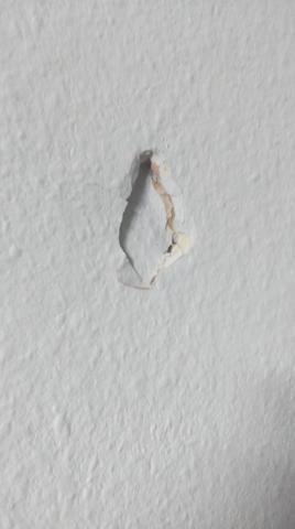 Loch in der wand reparieren Loch in der wand reparieren