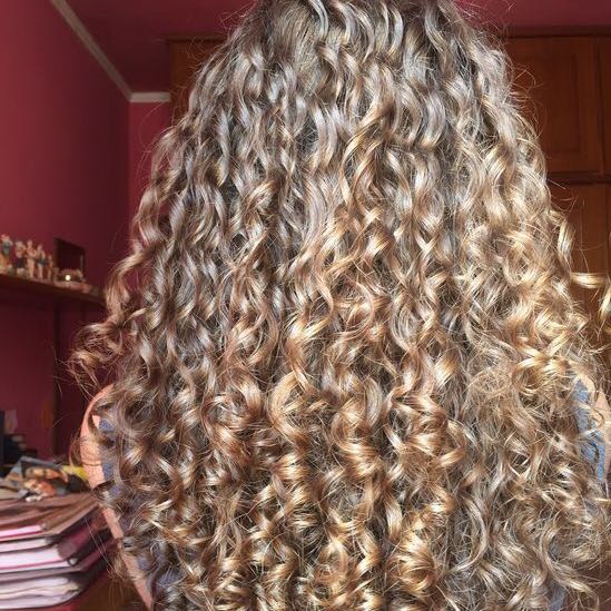 lockiges immer fettiges haar