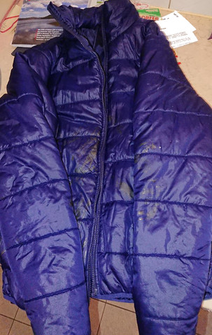 Lohnt es sich den Reißverschluß zu erneuern? Jacke, nähen, reparieren Lohnt es sich den Reißverschluß zu erneuern? Jacke, nähen, reparieren