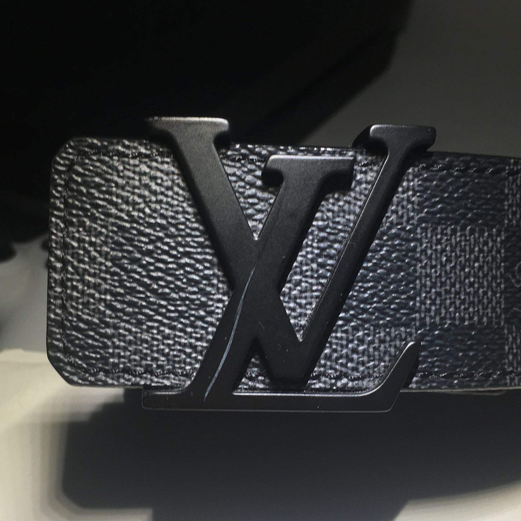 Louis Vuitton Gürtel reparieren? (Auto und Motorrad, Kleidung, Reparatur)