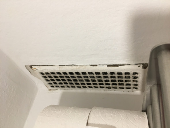 Luftungsschacht Bad Abkleben Aufgrund Rauchgeruch Haushalt Badezimmer Luftungsanlage