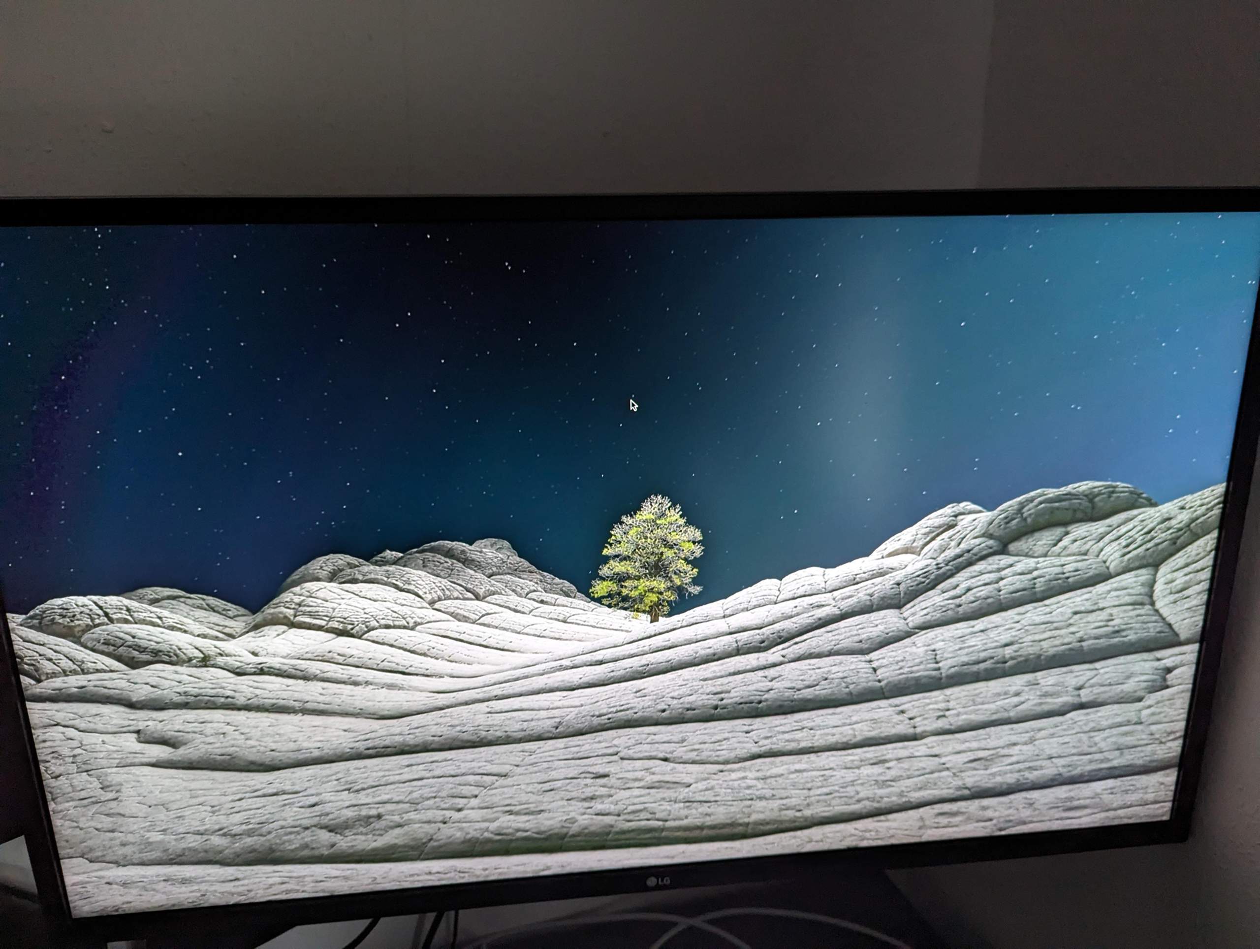 Macbook ohne Bildschirm gibt falsches Bild am Monitor? (MacBook Air)