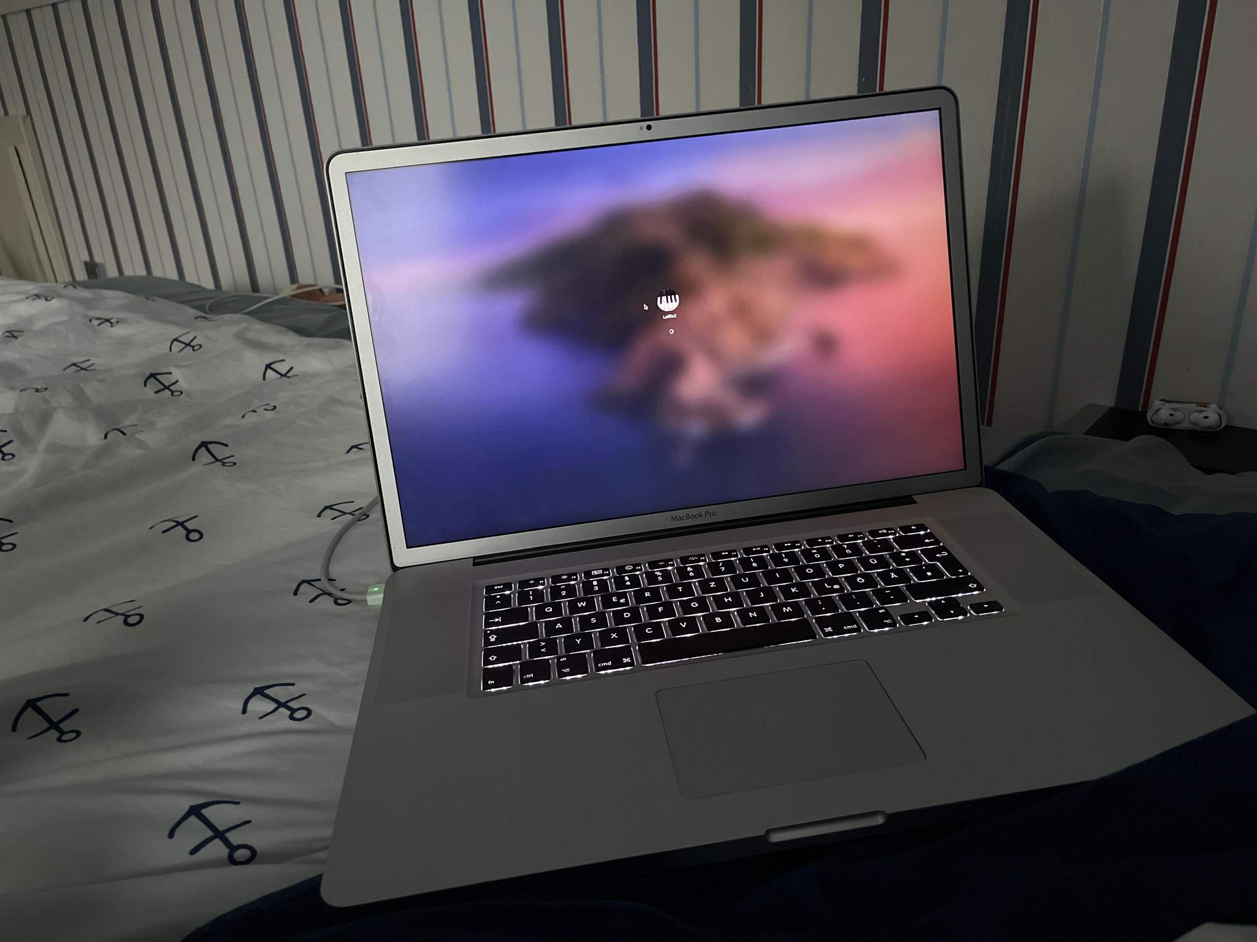 Macbook Stromversorgung Netzteil Batterie Wird Nicht Geladen www.gutefrage.net