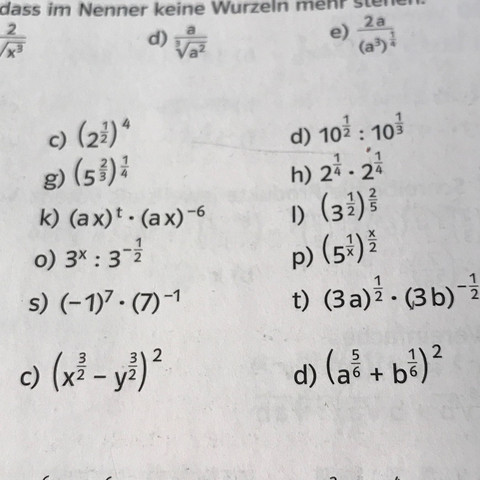 Es ist die s) und die t) - (Mathe, Potenzen)