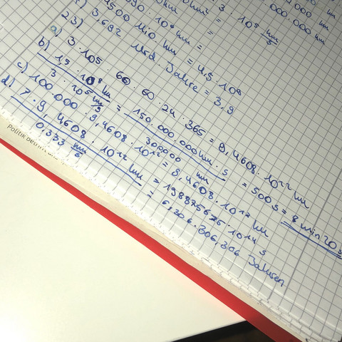 Das sind die Lösungen. - (Schule, Mathe, Zahlen)