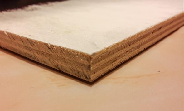 MDF oder Multiplex - was ist das für eine Platte? Und welche Holzart (die Platte ist wenig verwindungssteif trotz 12 mm)?