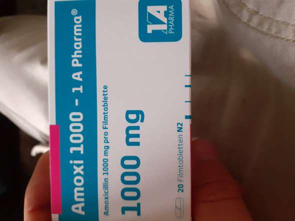 Medikamente Und Ein Bisschen Alkohol Gesundheit Und Medizin Gesundheit Medizin Medikamente Und Ein Bisschen Alkohol Gesundheit Und Medizin Gesundheit Medizin