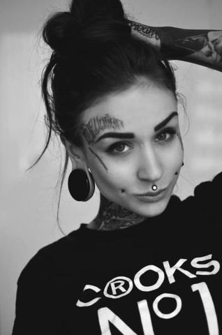 https://images.gutefrage.net/media/fragen/bilder/medusa-piercing-dehnen-/0_big.jpg