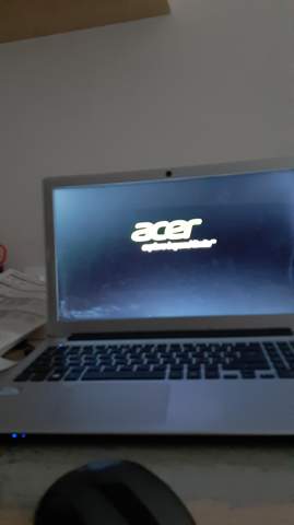 Mein Acer Laptop geht nicht an. Was tun?