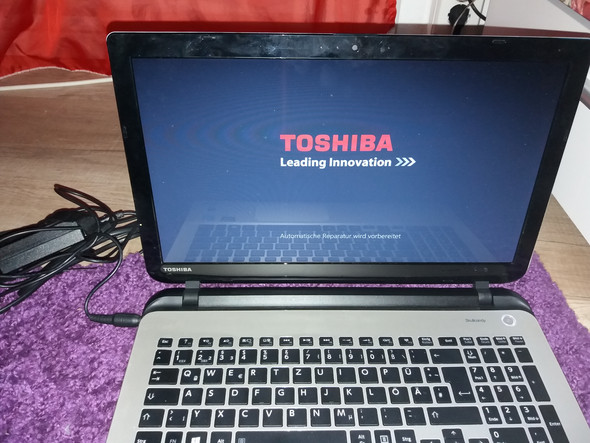 Mein Laptop Toshiba Satellite L50-B-245 lädt nicht mehr?