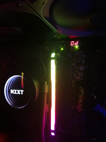 - (Computer, PC, Technik)