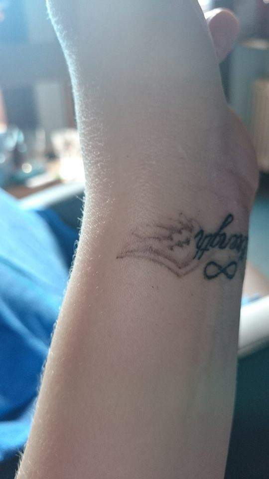 Woran Erkenne Ich Dass Mein Tattoo Abgeheilt Ist Mein tattoo verschwindet...:(( (verschwunden, nachstechen)