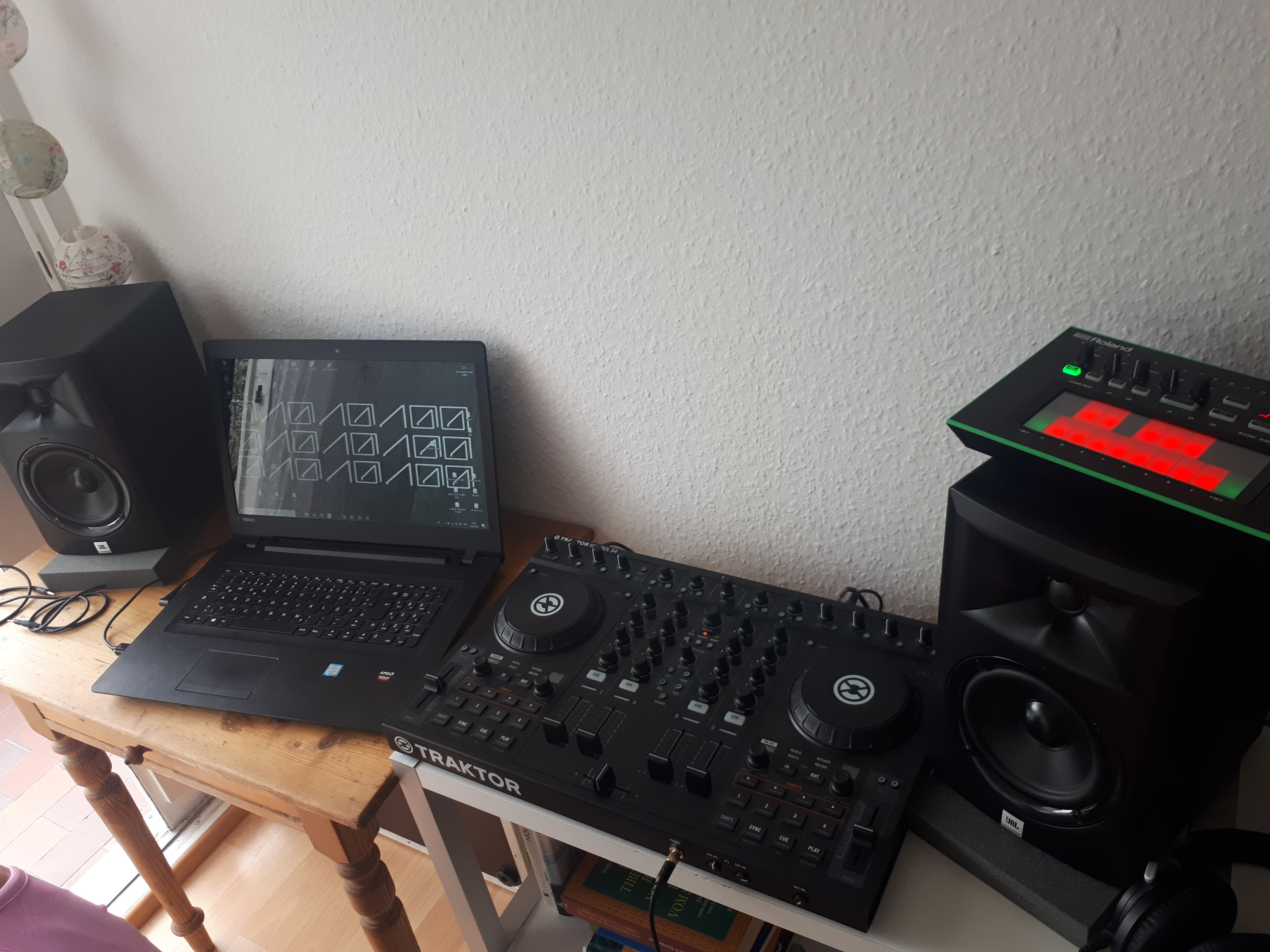 Meine Boxen Rauschen Wenn Ich Meinen Traktor S4 Mk1 Anschliesse Computer Technik Musik