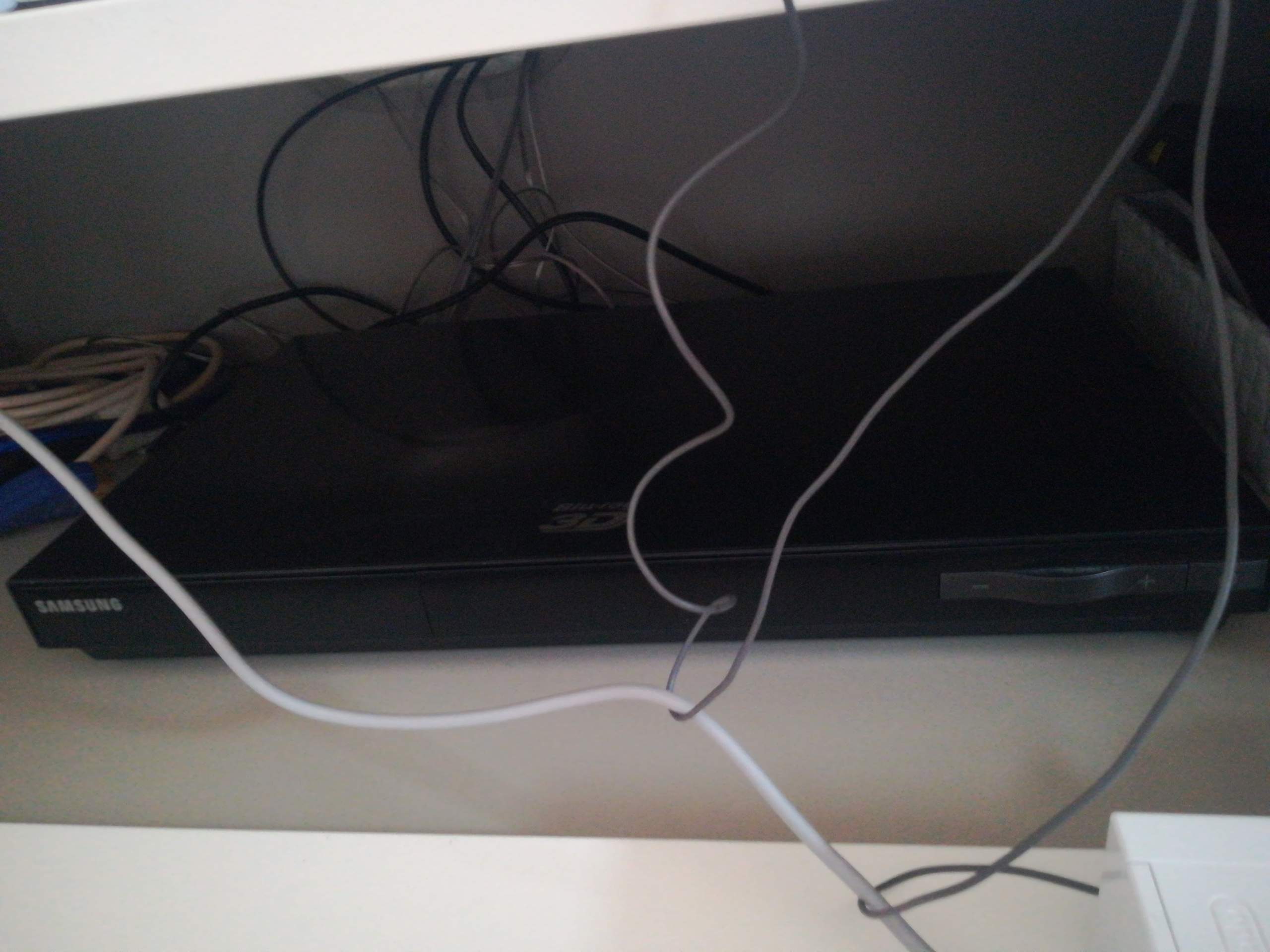 Meine wii hat nurnoch ein schwarz/weiß bild, wie bekomme ich es wieder farbig?