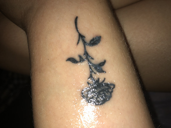 Meinung über Tattoo Heilungsprozess? (Tattoopflege) Meinung über Tattoo Heilungsprozess? (Tattoopflege)