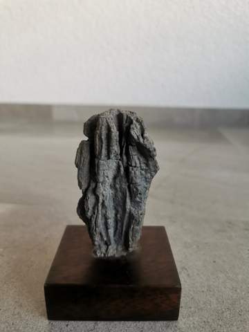 Meteorit oder anderes Gestein?