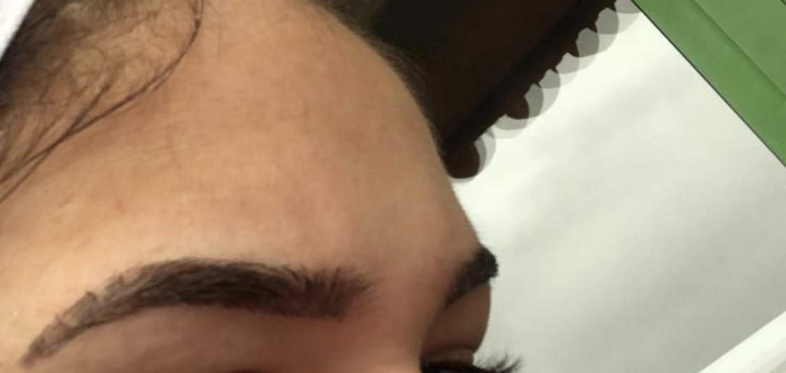 Microblading kruste und ganze farbe weg nach 4 tagen? (Augenbrauen)