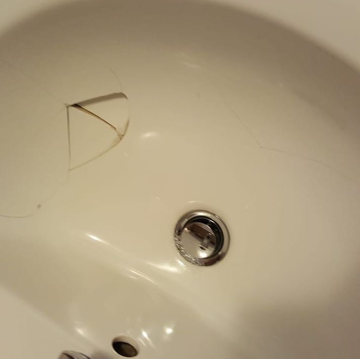 Mieter will, dass ich sein Waschbecken austauschen lasse, obwohl er den