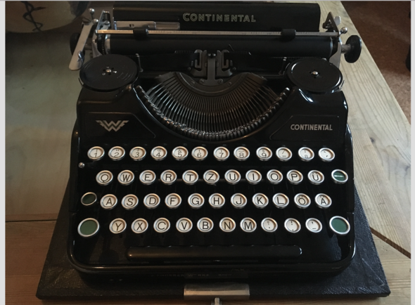 Schreibmaschine - (Schreiben, Reinigung, Öl)