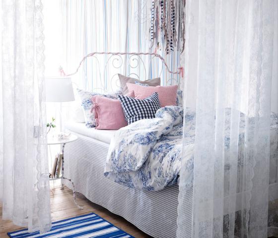 .. - (Farbe, wohnen, Bett)