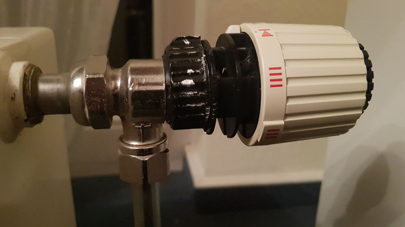 Mochte Bei Einem Heizkorper Das Thermostat Tauschen Doch Das Dreht Nur Durch Und Lasst Sich Nicht Annehmen Heizung