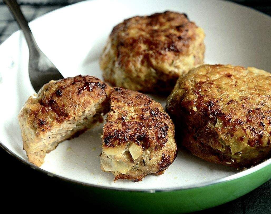 Mögt ihr so herzhafte Frikadellen? (herzhaft) Mögt ihr so herzhafte Frikadellen? (herzhaft)