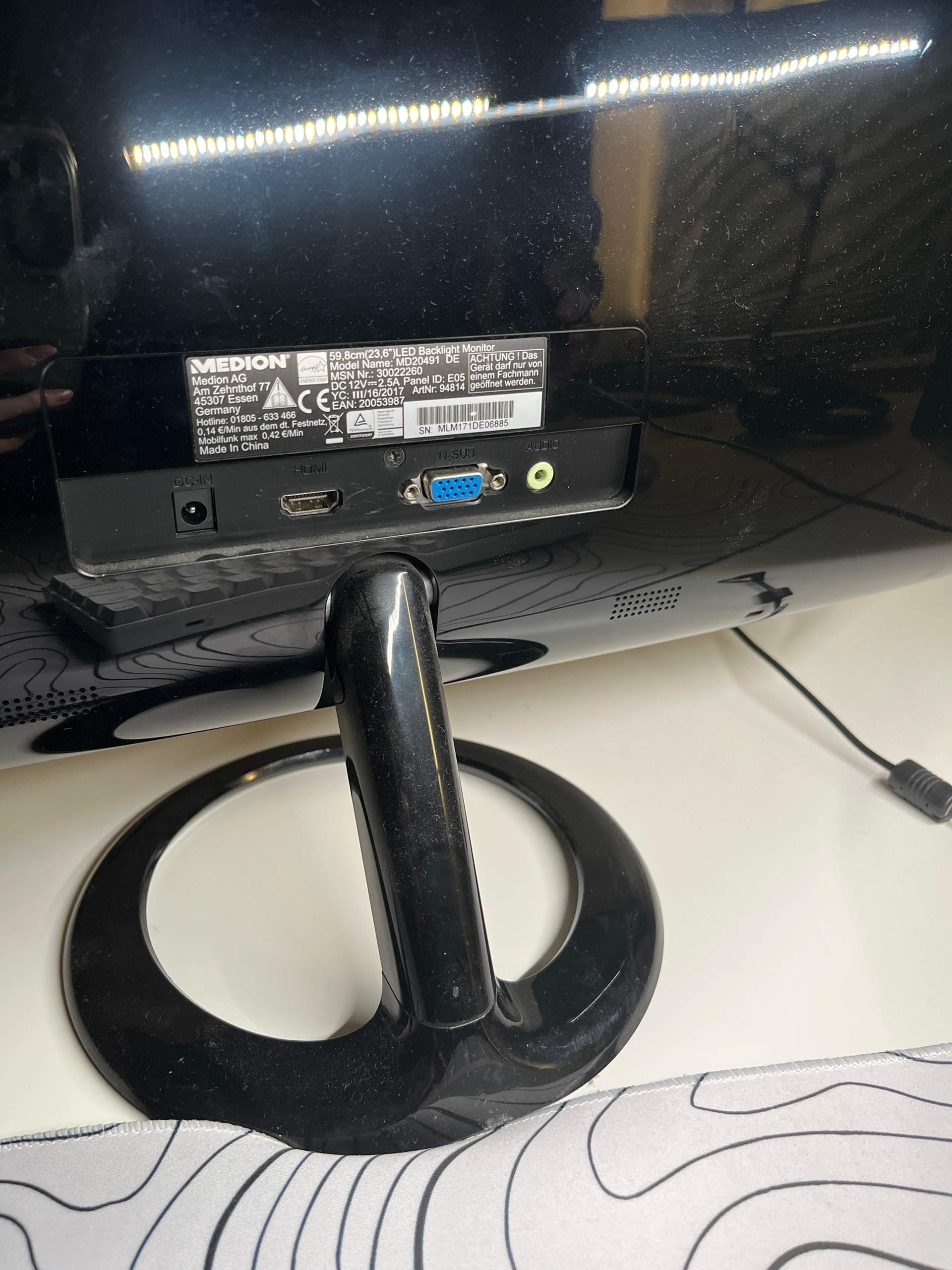 Monitorhalterung entfernen? (Gaming, Samsung, Gaming PC)