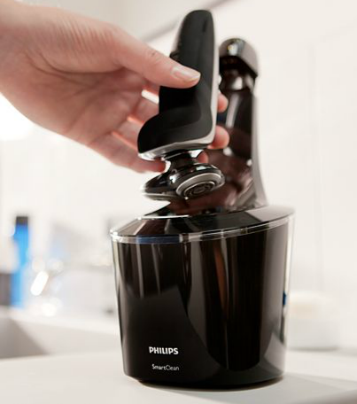 Muss Man Den Philips Rasierer Mit Reinigungsstation Saubern Rasieren Marken
