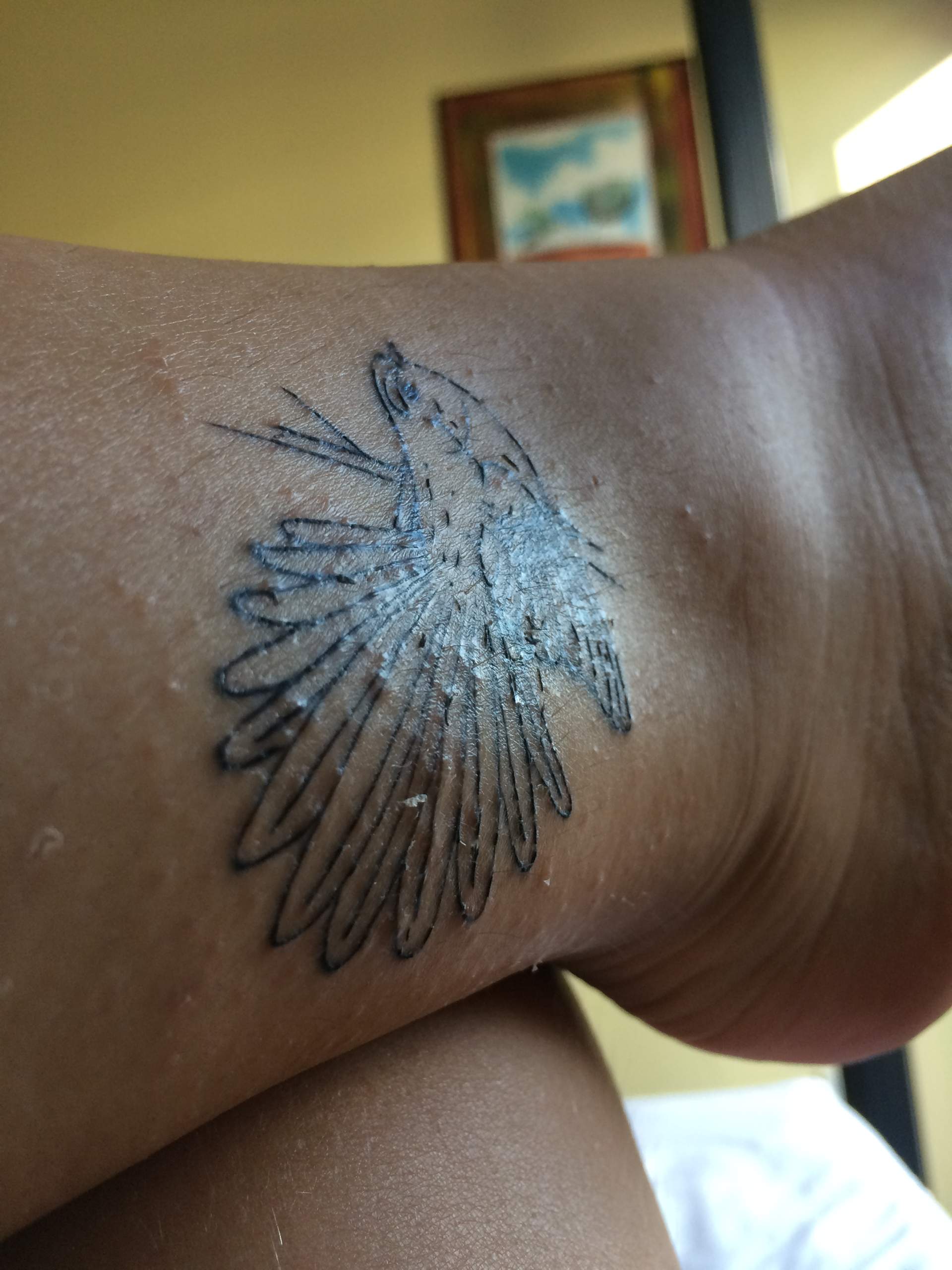 Kann sich ein Tattoo nach 2 Wochen noch entzünden?