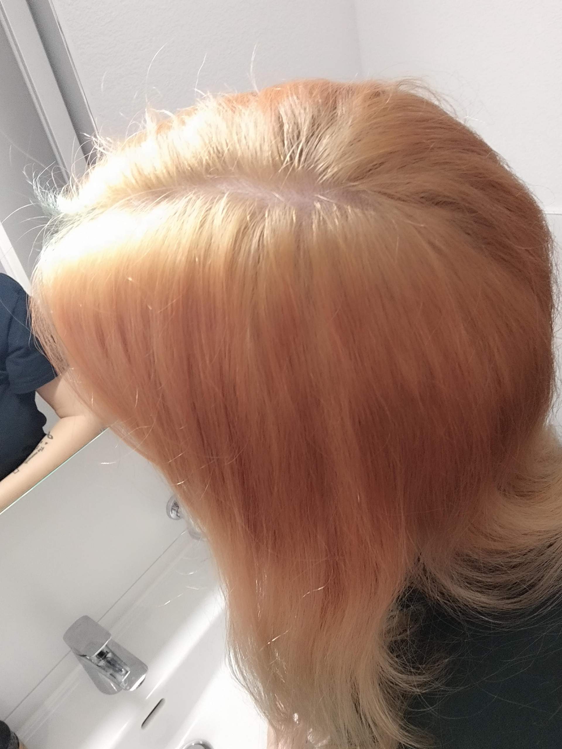 Nach Blondierung orange? (Frauen, Aussehen, Farbe)