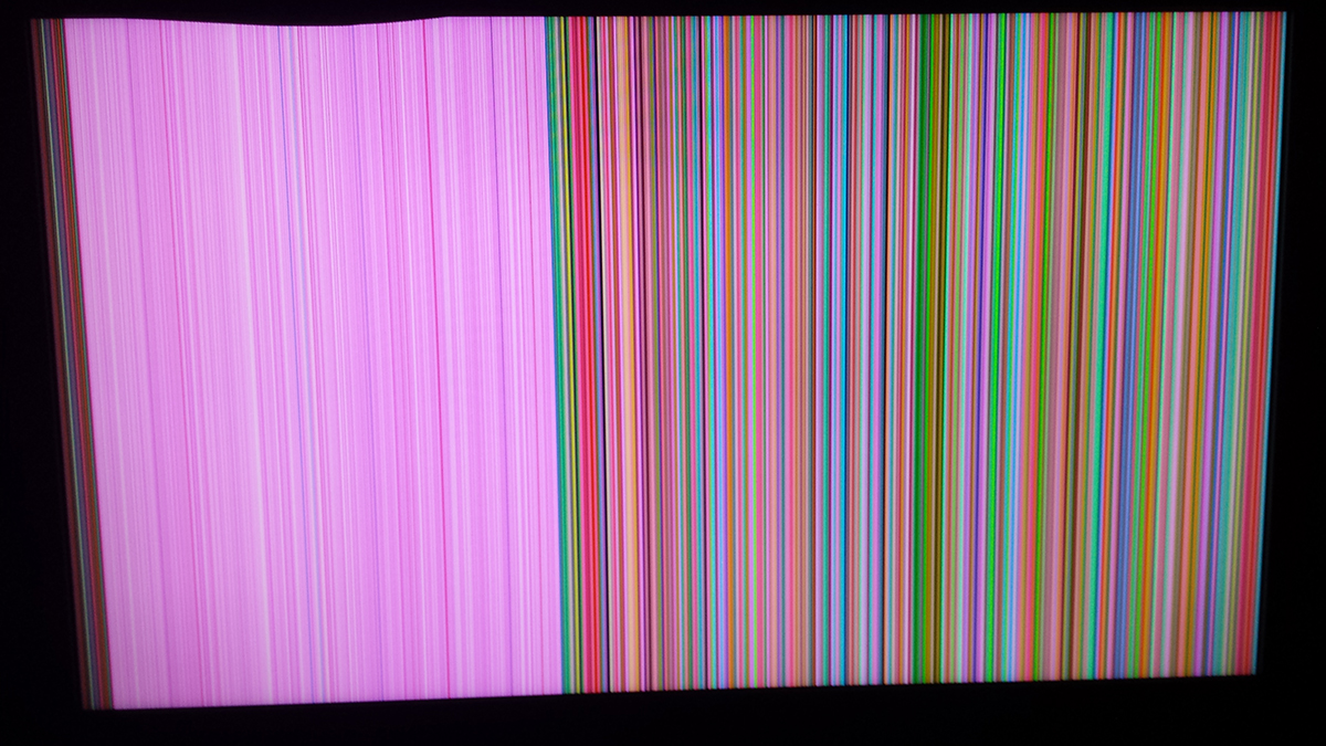 Nach windows 10 update nur noch bunte streifen hat irgendjemand eine