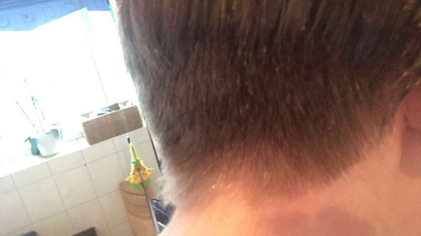 Haare nacken lange männer Stufenschnitt Frisuren
