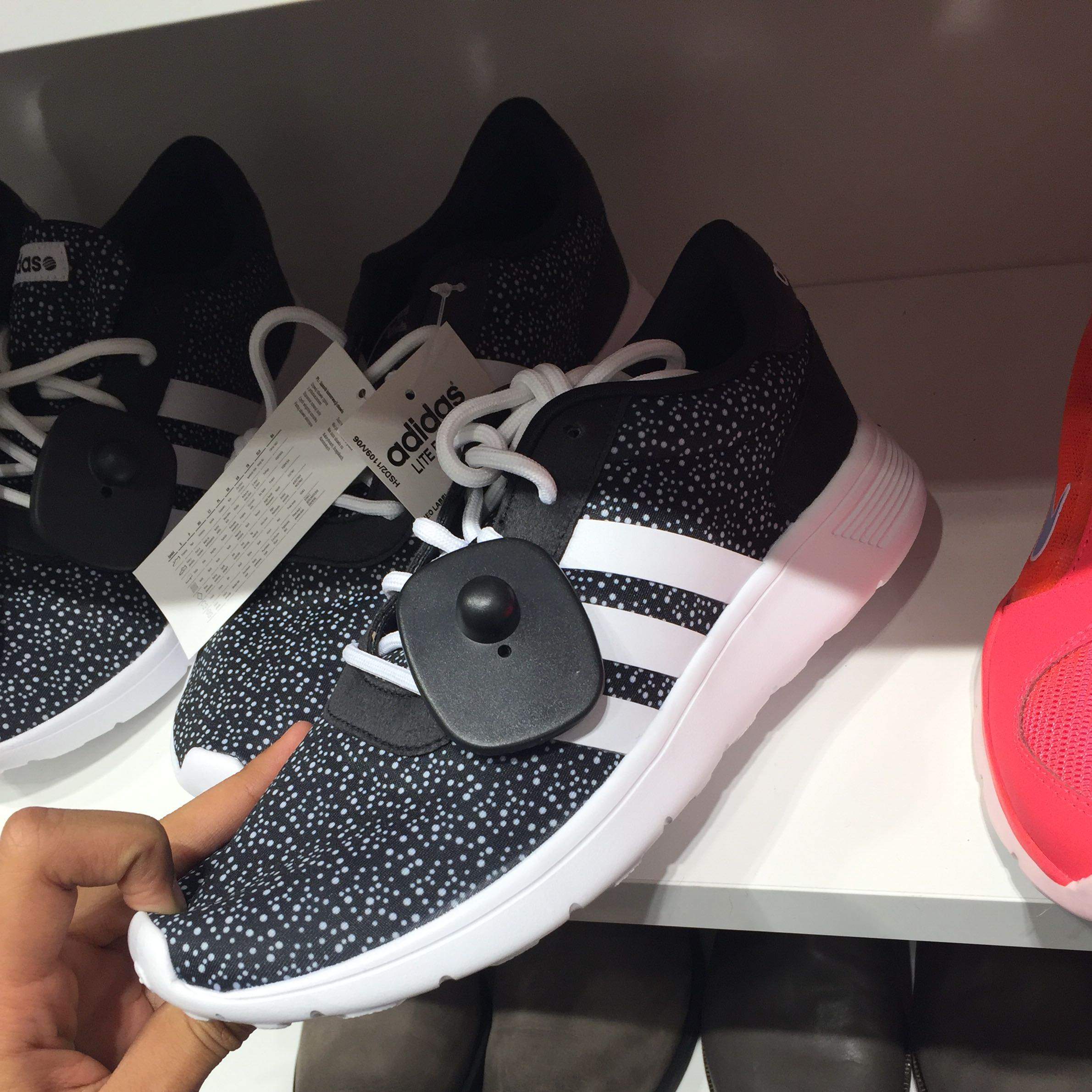 Name von Adidas Schuhen? (Schuhe, Fashion, schwarz)