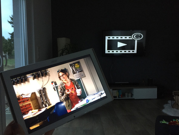 Netflix Uber Tablet Laufen Lassen Aber Uber Fernseher Gucken